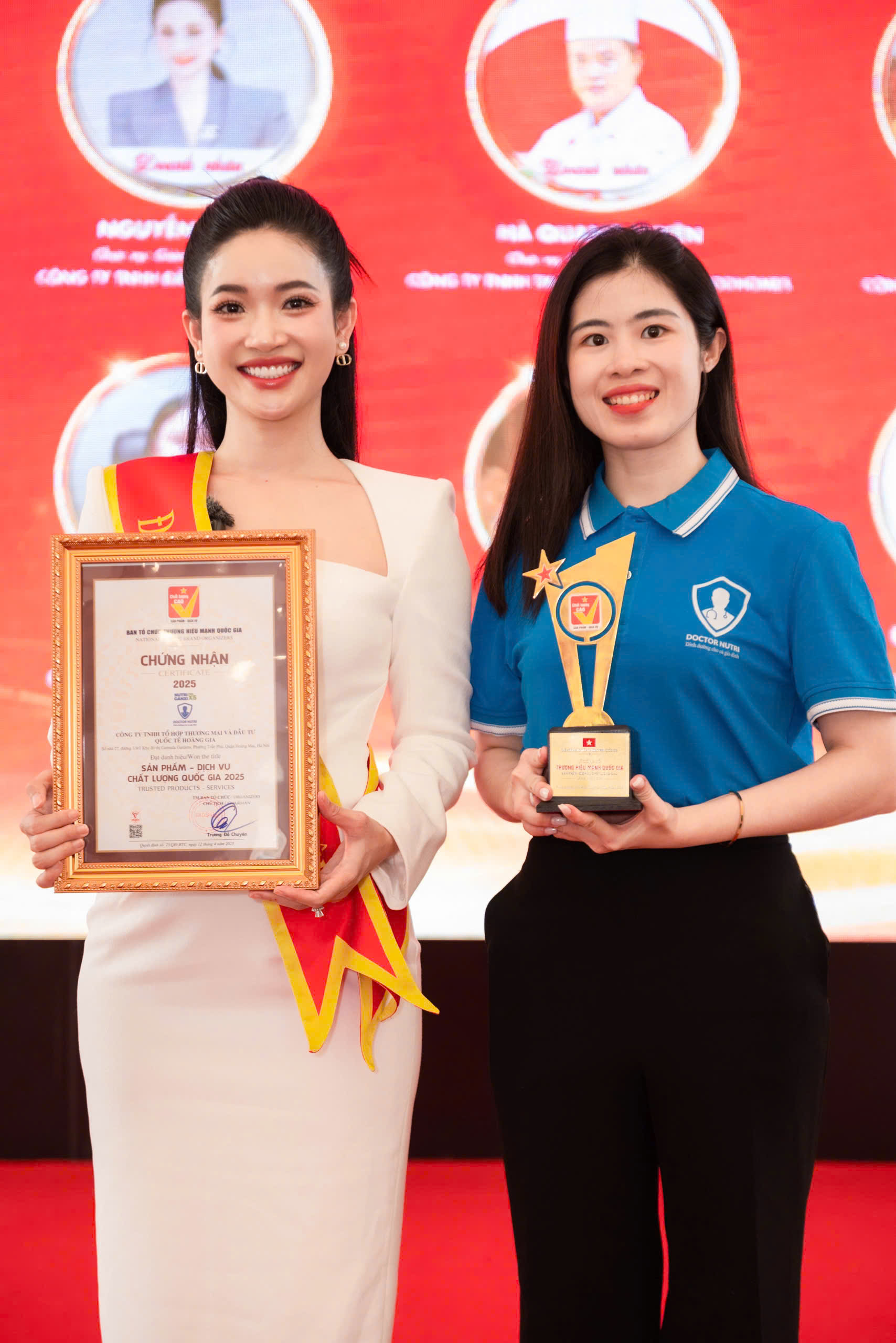 Đội ngũ Doctor Nutri tại sự kiện Thương hiệu mạnh Quốc gia